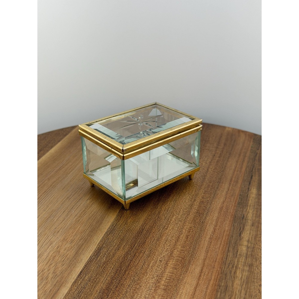 Vintage Beveled Glass Trinket Box Starburst Jewelry Box Brass Trim Pointed Feet - Picture 17 of 17